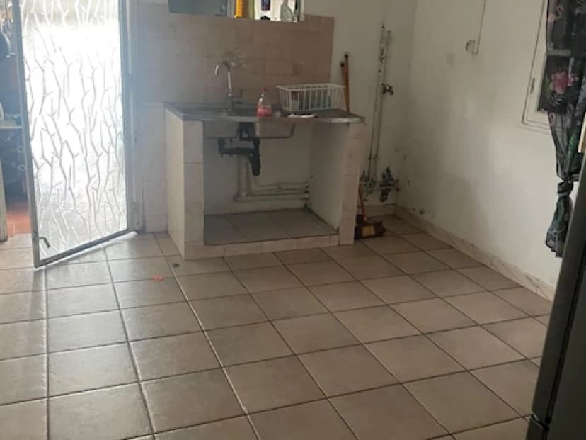 thumbnail of estate's photo